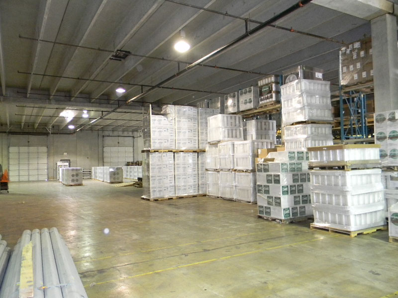 Warehouse & Distribution Warehouse & Distribution
